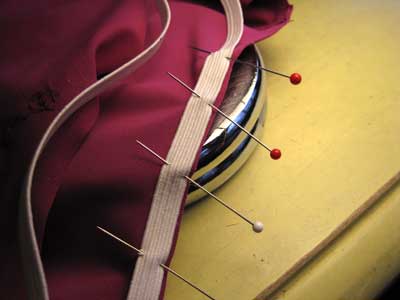 pinning narrow elastic